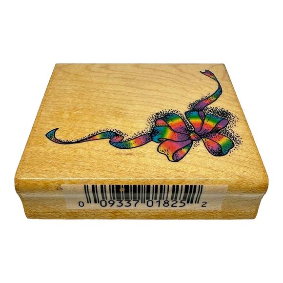 Comotion Corner Ribbon Bow Wood Mounted Rubber Stamp #1825 Rainbow - Picture 2 of 4
